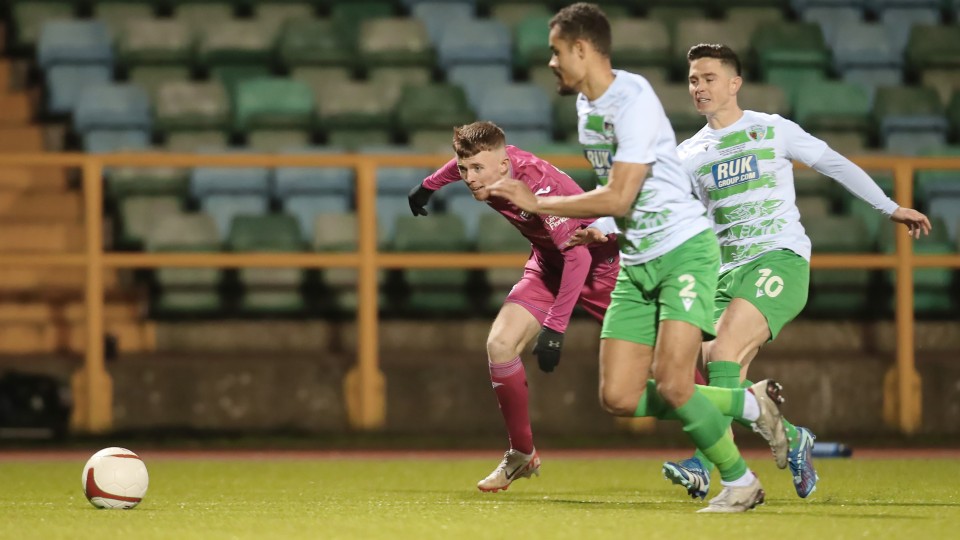 Liam Smith against TNS