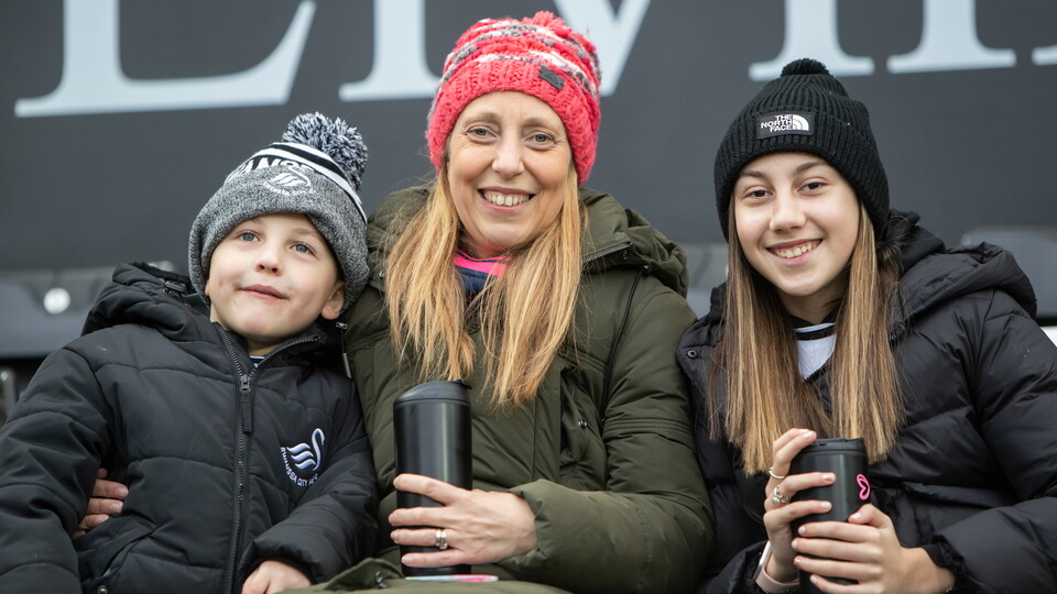 Southampton (H) fan gallery 23-24