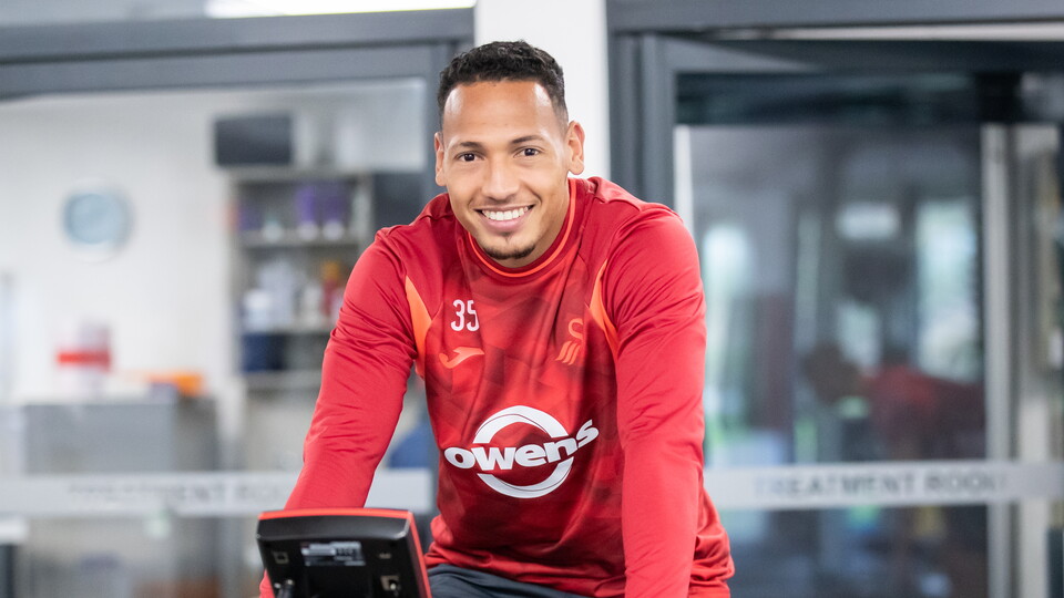 Gallery | Preparations for Hull City