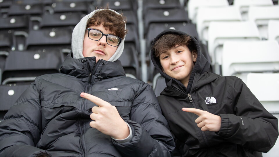 Plymouth (H) fan gallery 23-24