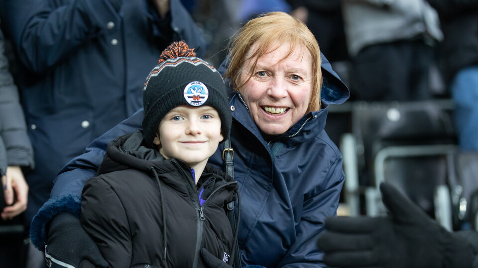 Plymouth (H) fan gallery 23-24