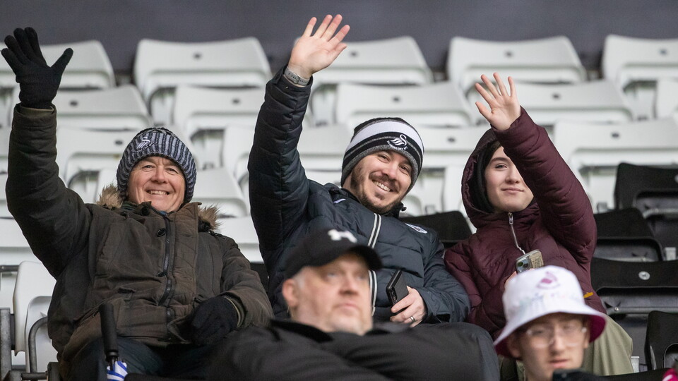 Plymouth (H) fan gallery 23-24