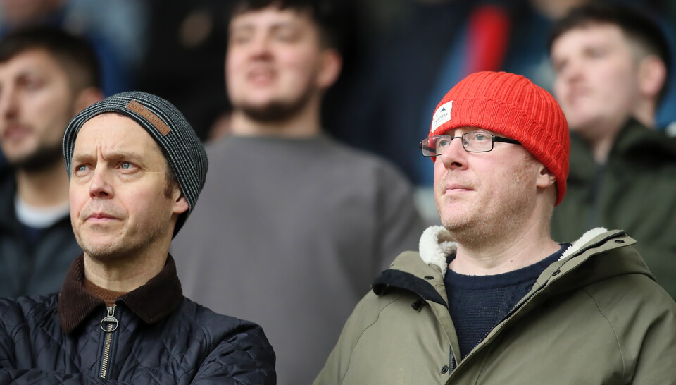 Hull (A) fan gallery 23-24