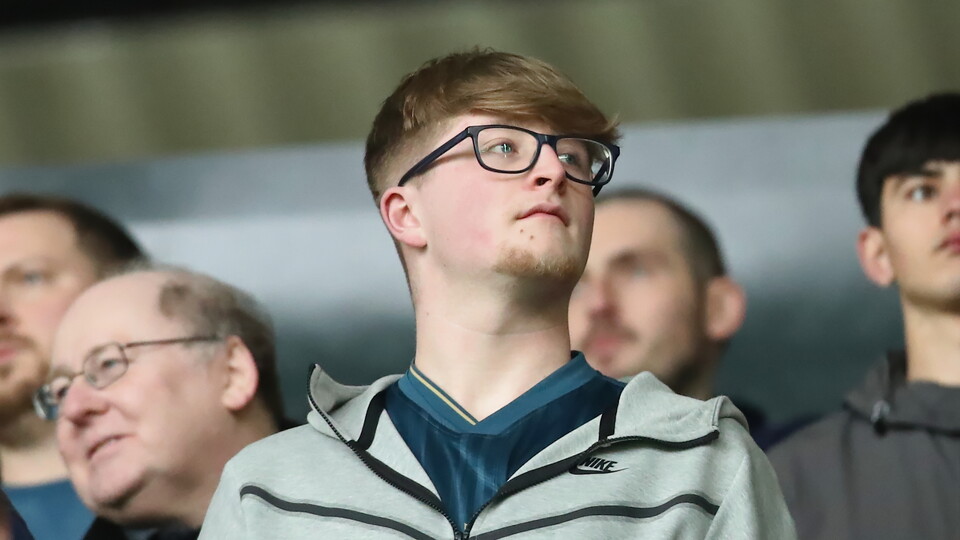 Hull (A) fan gallery 23-24