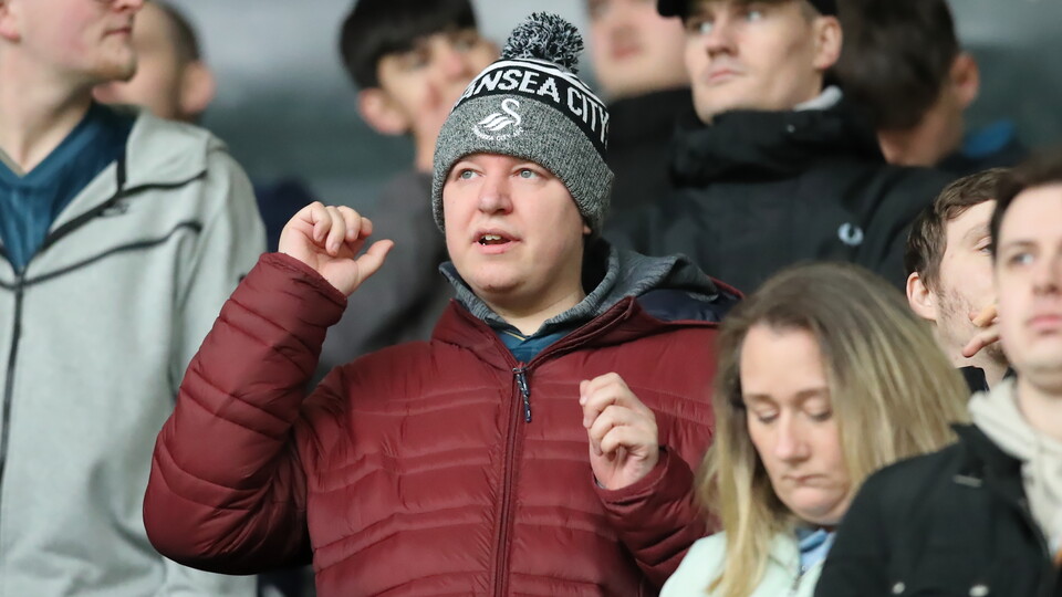 Hull (A) fan gallery 23-24
