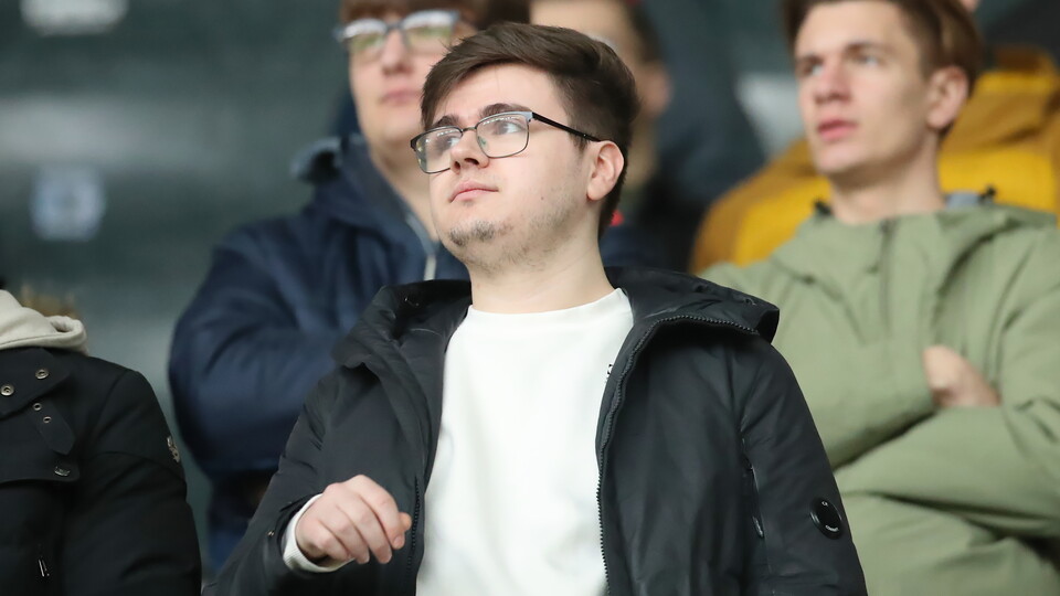Hull (A) fan gallery 23-24