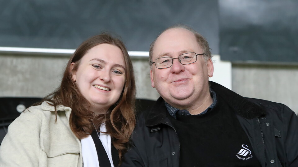 Hull (A) fan gallery 23-24