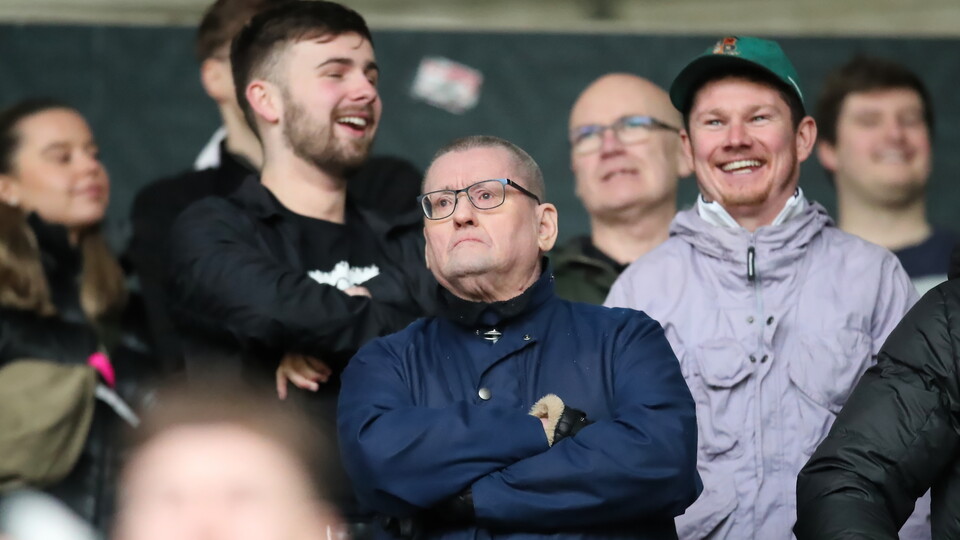 Hull (A) fan gallery 23-24