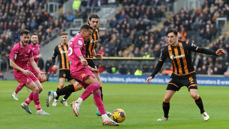 Hull (A) match gallery 23-24