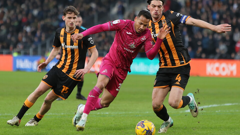 Hull (A) match gallery 23-24