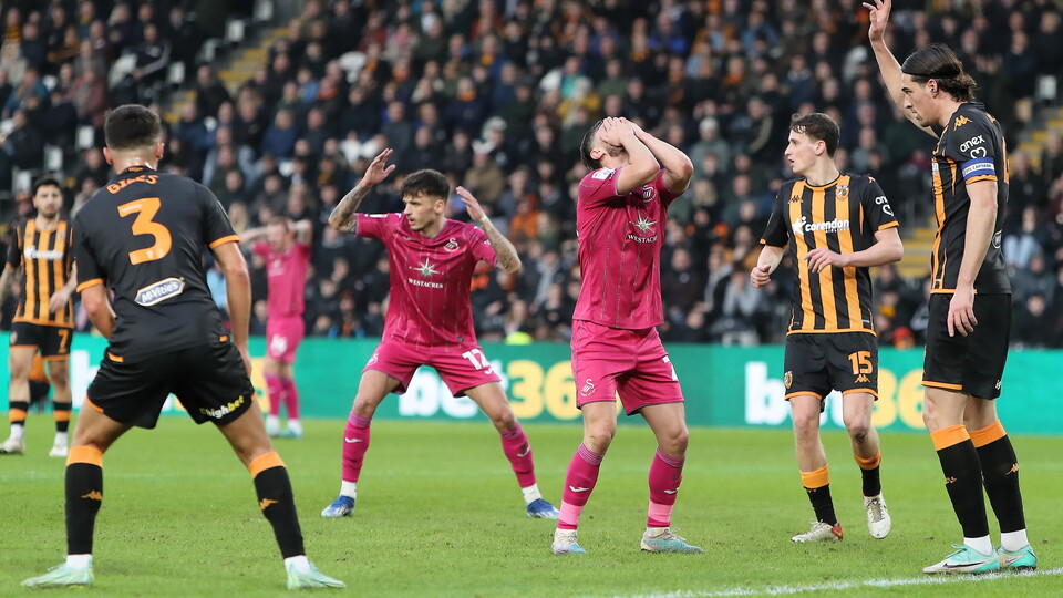 Hull (A) match gallery 23-24