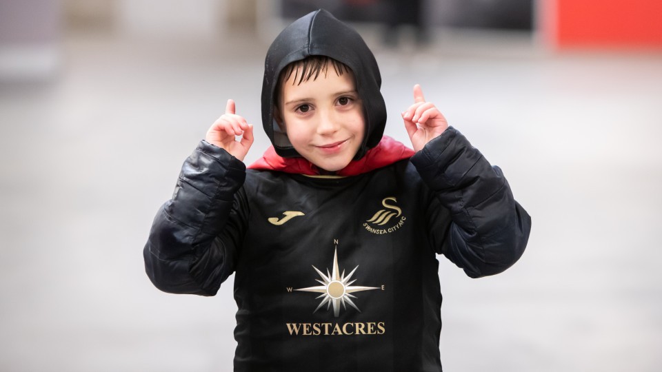 Leeds (H) fan gallery 23-24