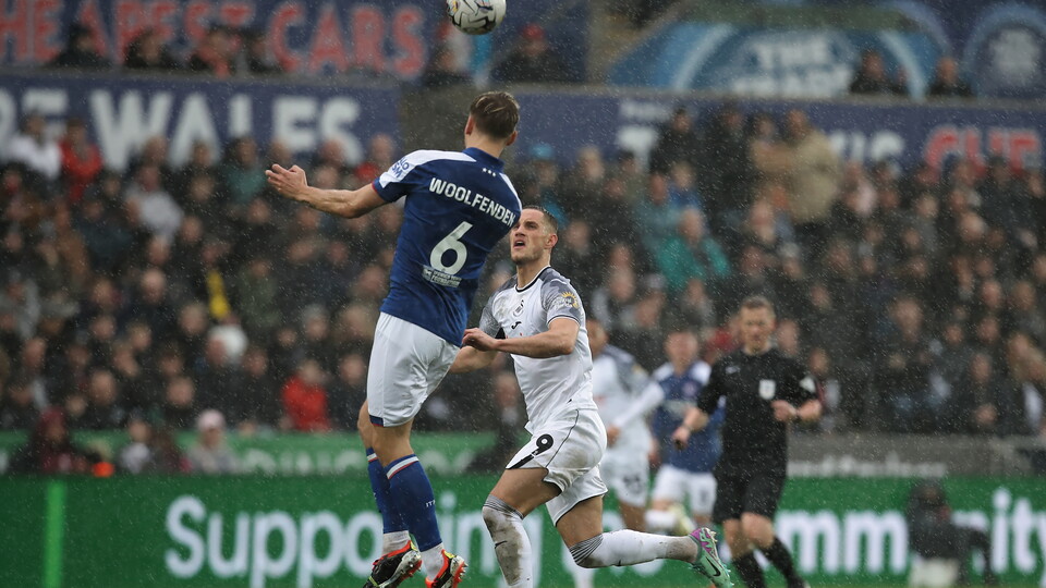 Ipswich (H) gallery 23-24