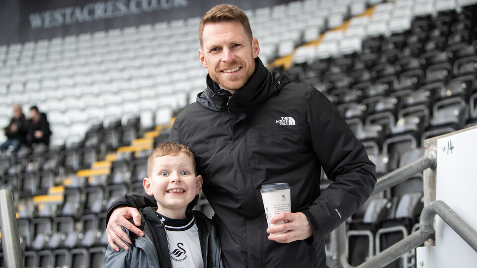 Ipswich (H) fan gallery 23-24