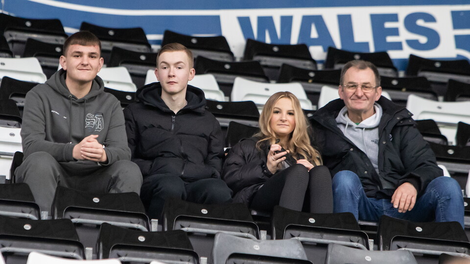 Ipswich (H) fan gallery 23-24