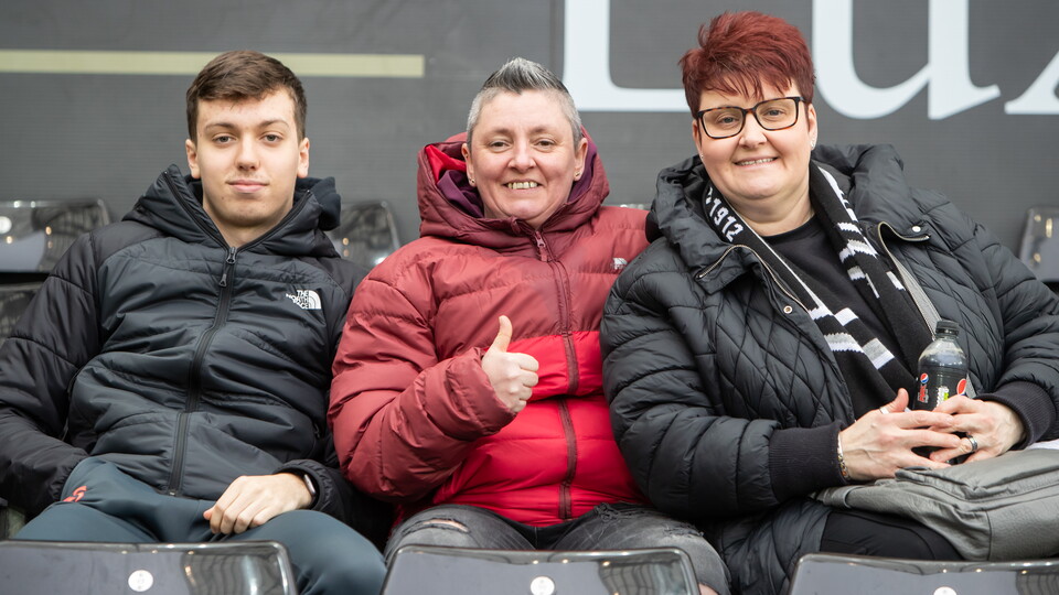 Ipswich (H) fan gallery 23-24