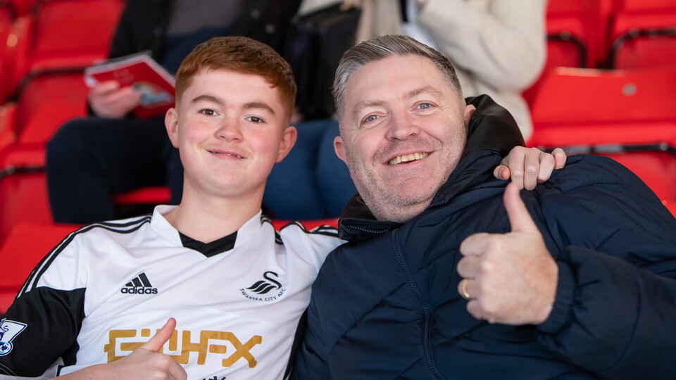Sunderland (A) fan gallery 23-24