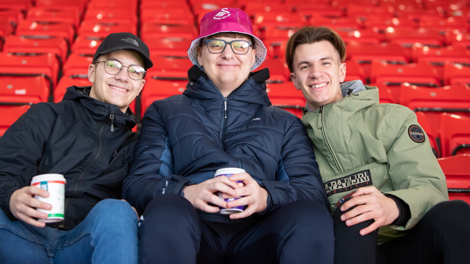Sunderland (A) fan gallery 23-24
