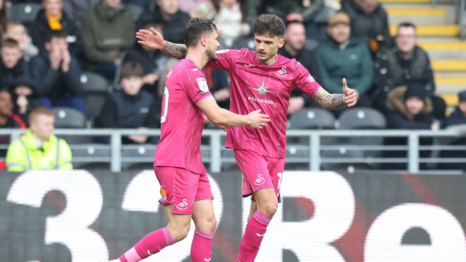 Hull (A) match gallery 23-24