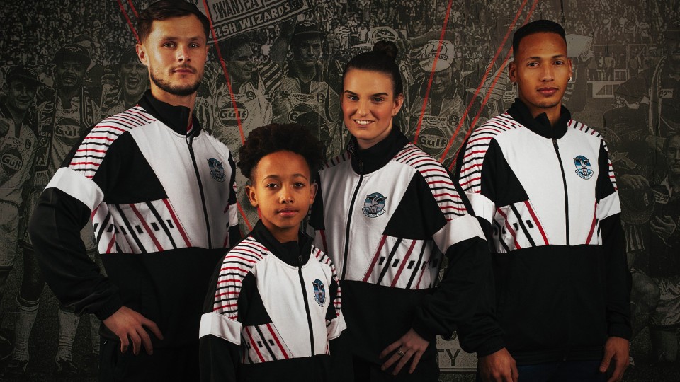 Commemorative Kit