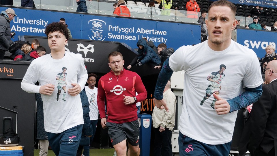 Warm-up prior to Cardiff City