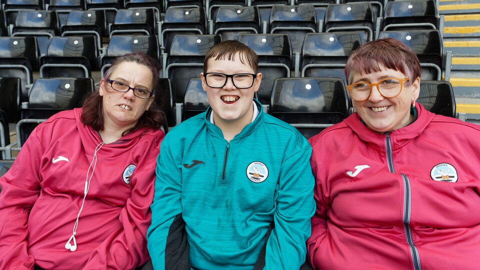 Blackburn (H) fan gallery 23-24