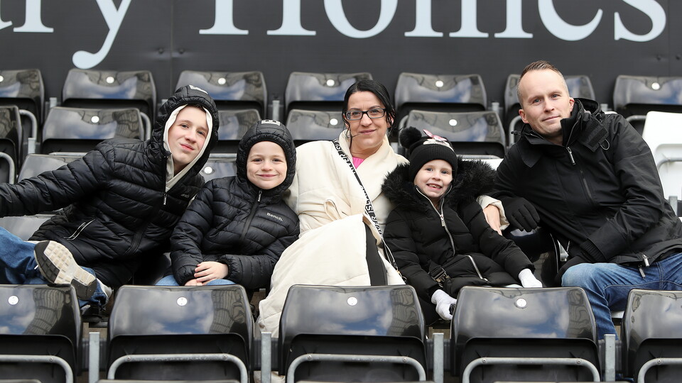 Blackburn (H) fan gallery 23-24