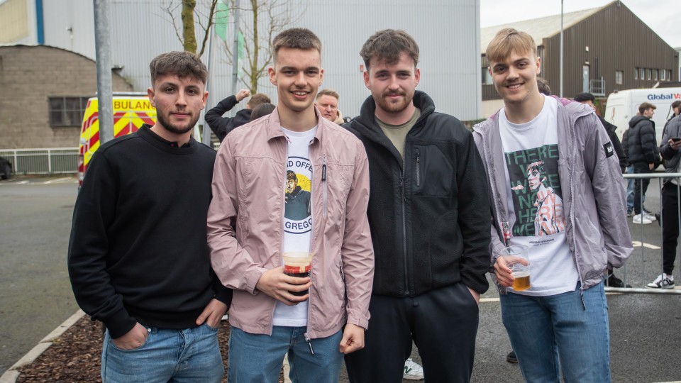 Fan gallery | Bristol City (A) 23-24