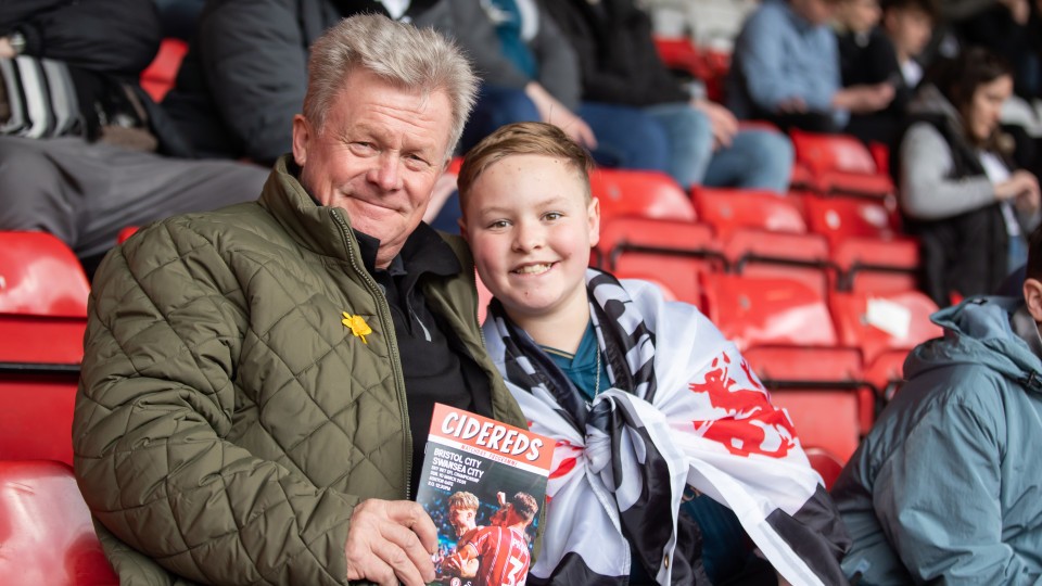 Fan gallery | Bristol City (A) 23-24