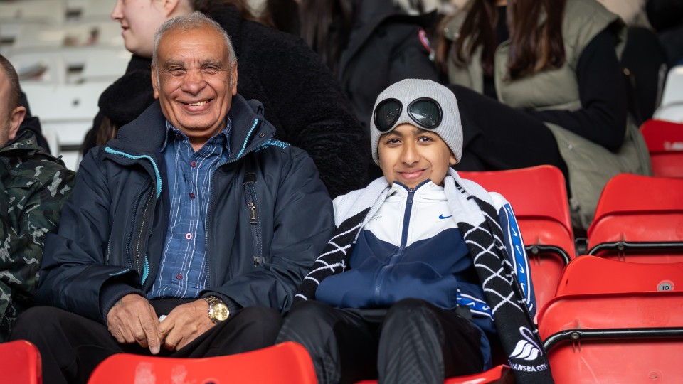 Fan gallery | Bristol City (A) 23-24