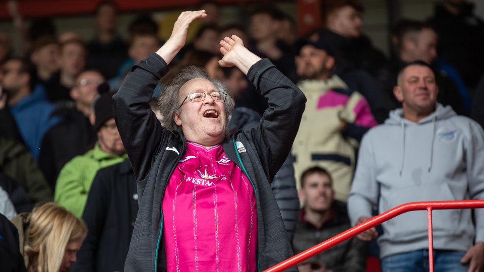 Fan gallery | Bristol City (A) 23-24
