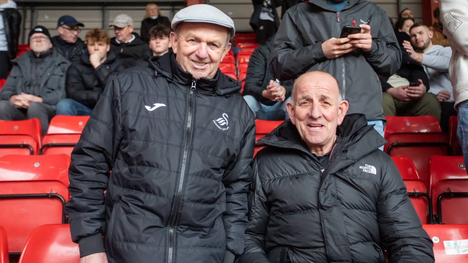 Fan gallery | Bristol City (A) 23-24