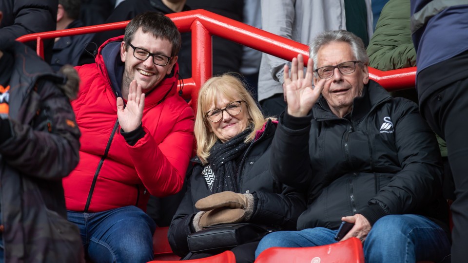 Fan gallery | Bristol City (A) 23-24