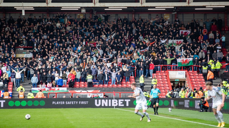 Fan gallery | Bristol City (A) 23-24