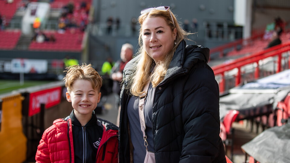 Fan gallery | Bristol City (A) 23-24