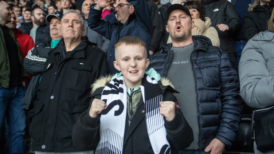 Cardiff (H) fan gallery 23-24