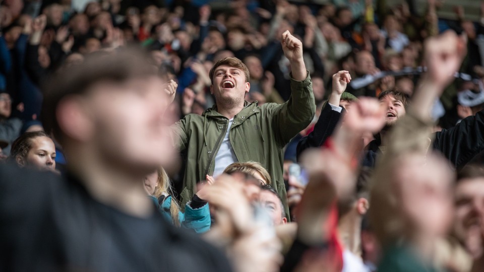 Cardiff (H) fan gallery 23-24