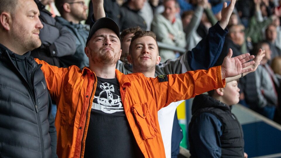 Cardiff (H) fan gallery 23-24