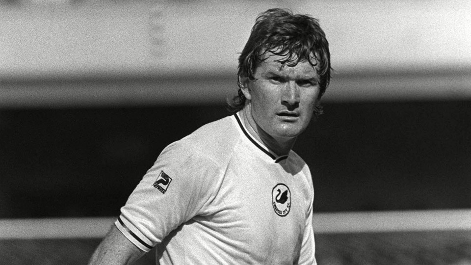 Leighton James 1953-2024