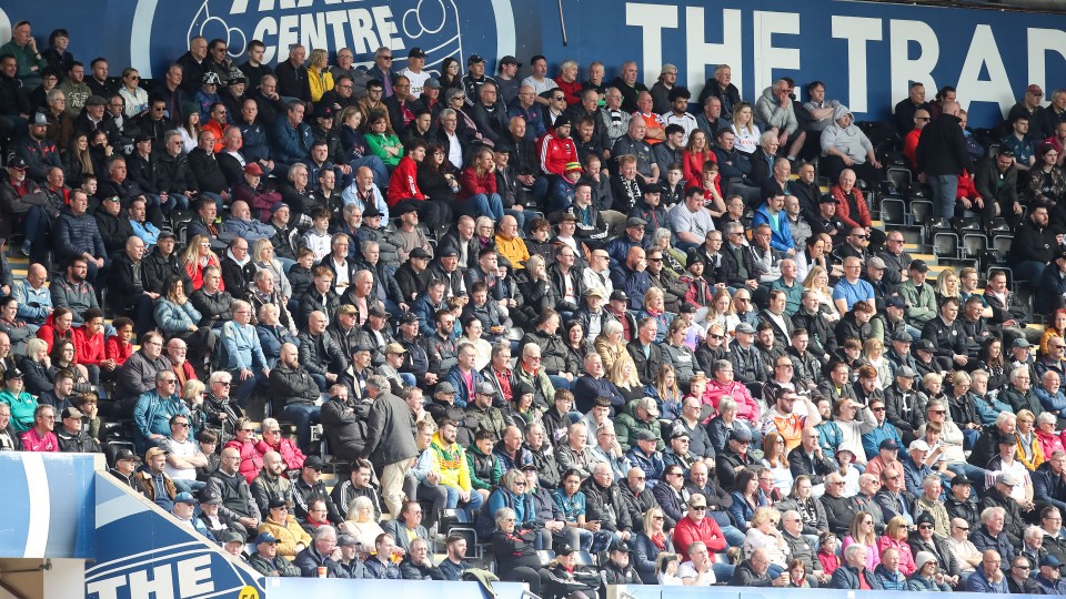 Fan gallery | QPR (H) 23-24