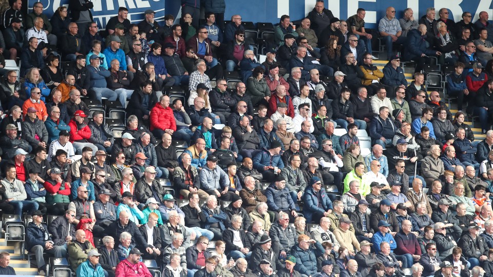 Fan gallery | QPR (H) 23-24
