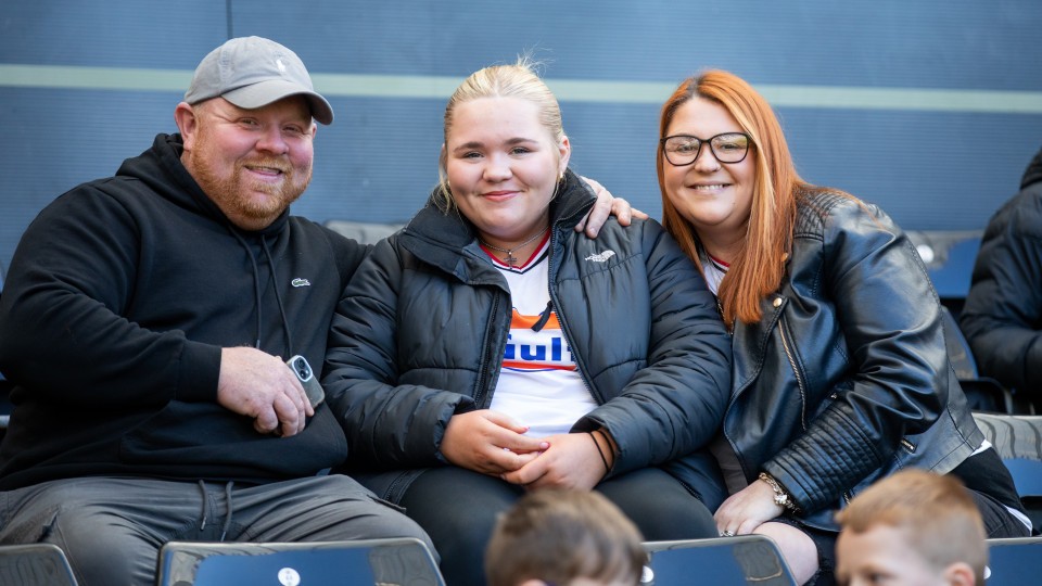 Fan gallery | QPR (H) 23-24