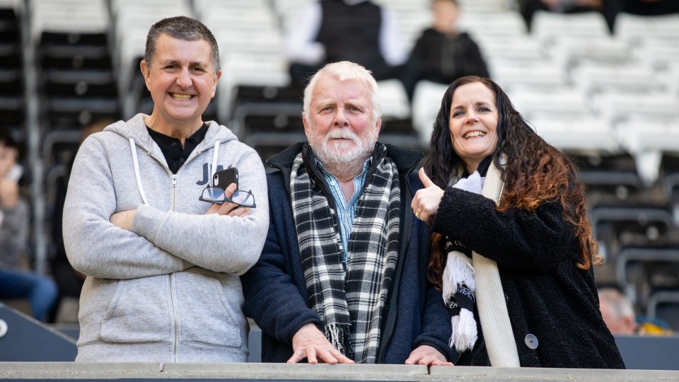 Fan gallery | QPR (H) 23-24