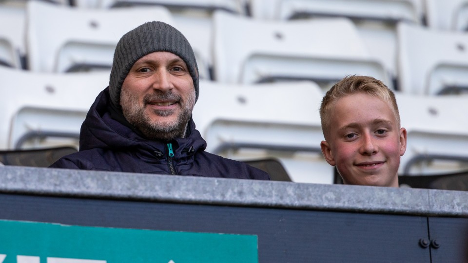 Fan gallery | QPR (H) 23-24