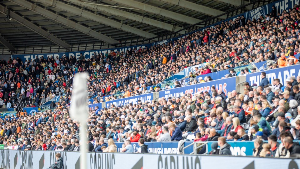 Fan gallery | QPR (H) 23-24