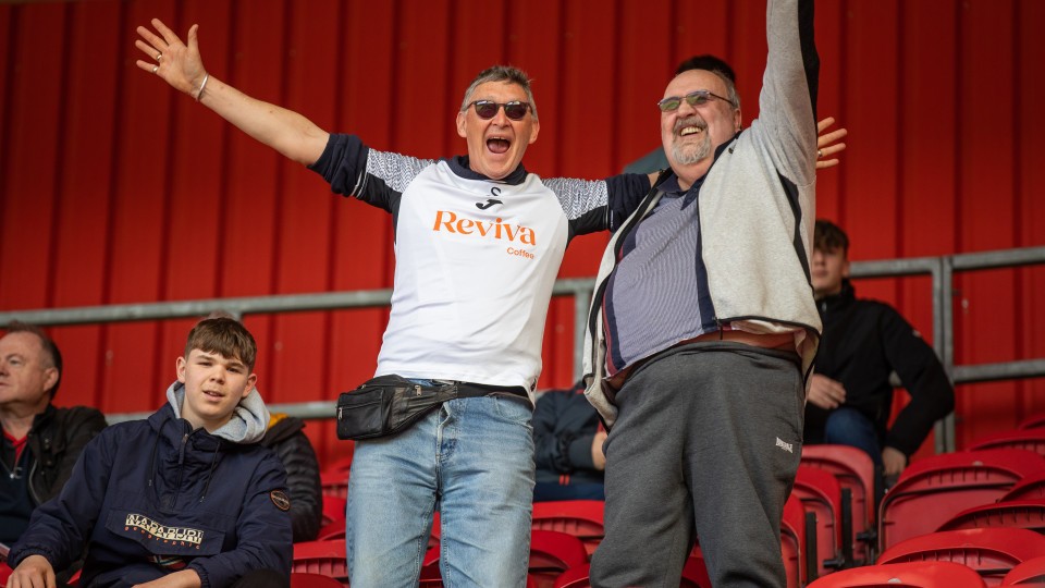 Middlesbrough (A) fan gallery 23-24