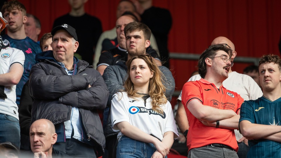 Middlesbrough (A) fan gallery 23-24