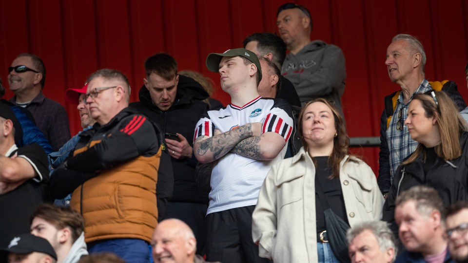 Middlesbrough (A) fan gallery 23-24