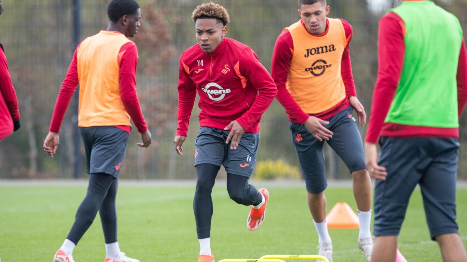 Gallery - Training before Norwich City