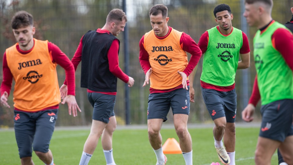 Gallery - Training before Norwich City